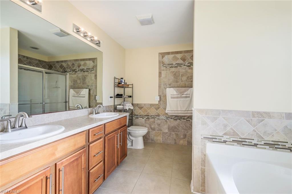 PROMENADE EAST - Residential