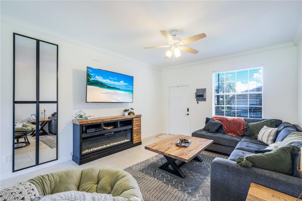 PROMENADE EAST - Residential