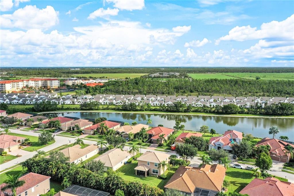 PROMENADE EAST - Residential