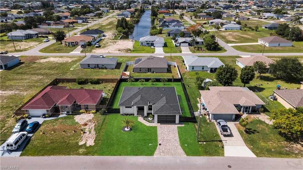 CAPE CORAL - Residential