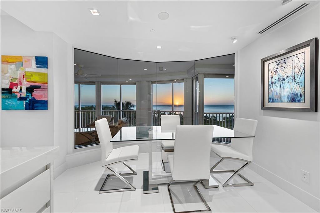 CONTESSA AT BAY COLONY - Residential