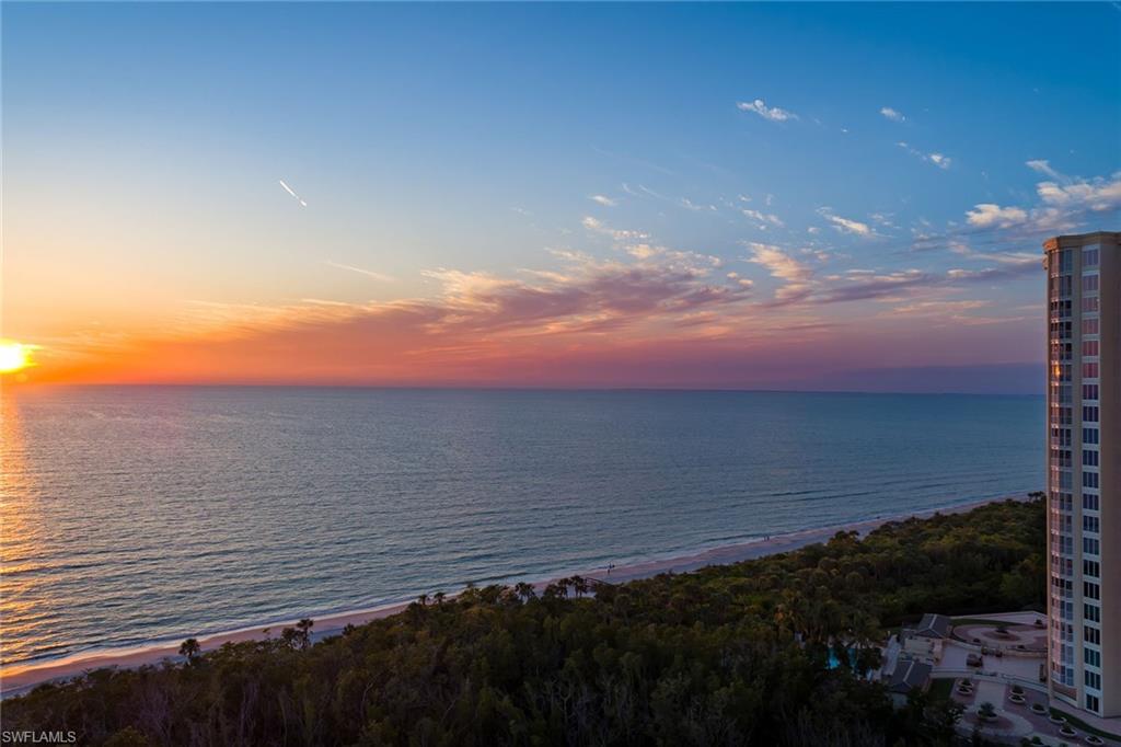 CONTESSA AT BAY COLONY - Residential