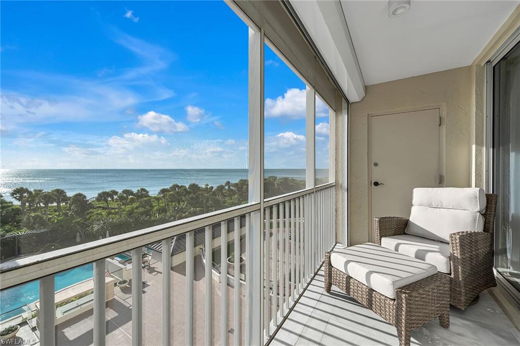 CONTESSA AT BAY COLONY - Residential