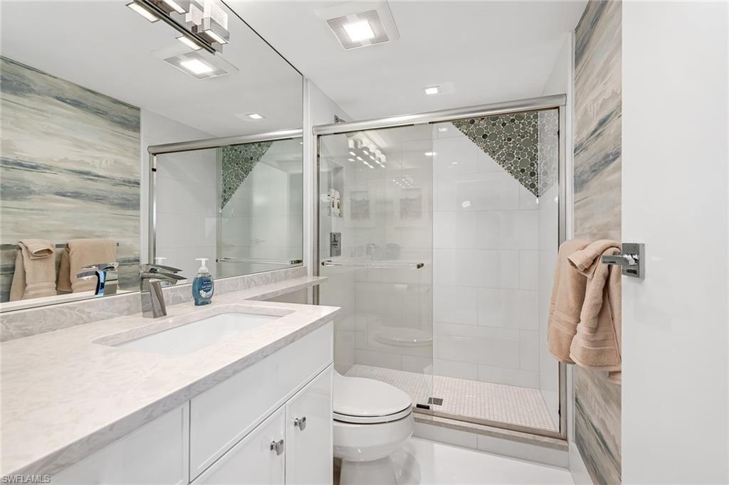 CONTESSA AT BAY COLONY - Residential