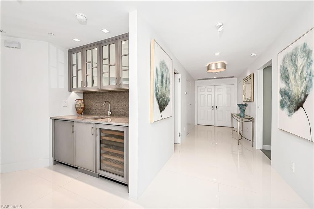 CONTESSA AT BAY COLONY - Residential