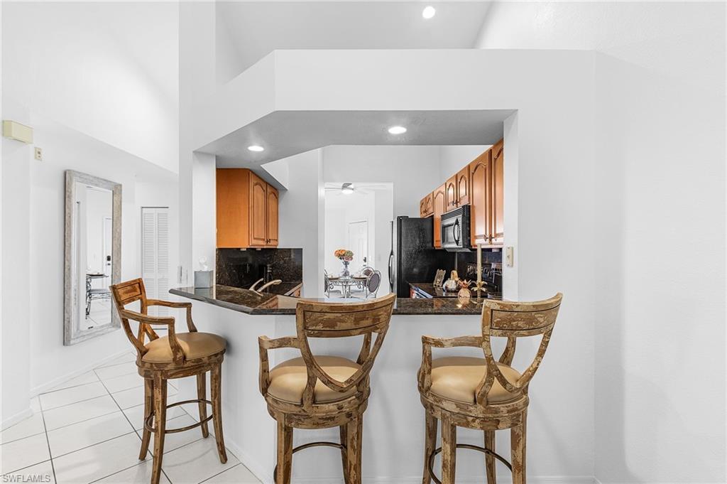 WIGGINS LAKES AND PRESERVES - Residential Lease