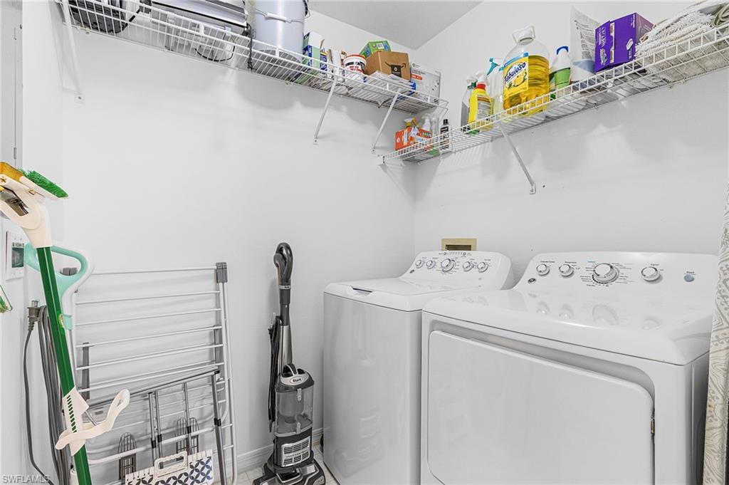 WIGGINS LAKES AND PRESERVES - Residential Lease