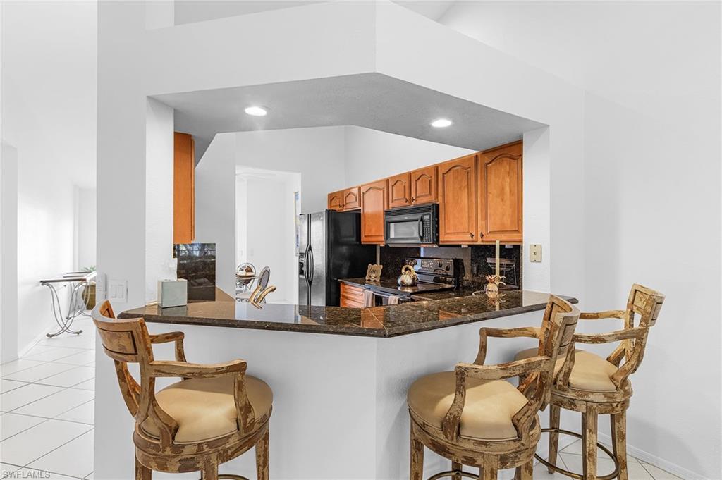 WIGGINS LAKES AND PRESERVES - Residential Lease