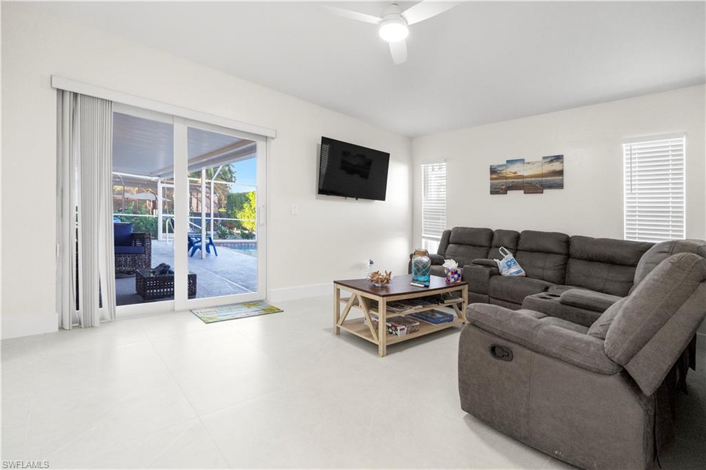 MARCO ISLAND - Residential