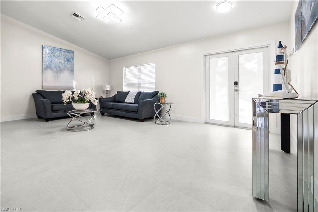 MARCO ISLAND - Residential