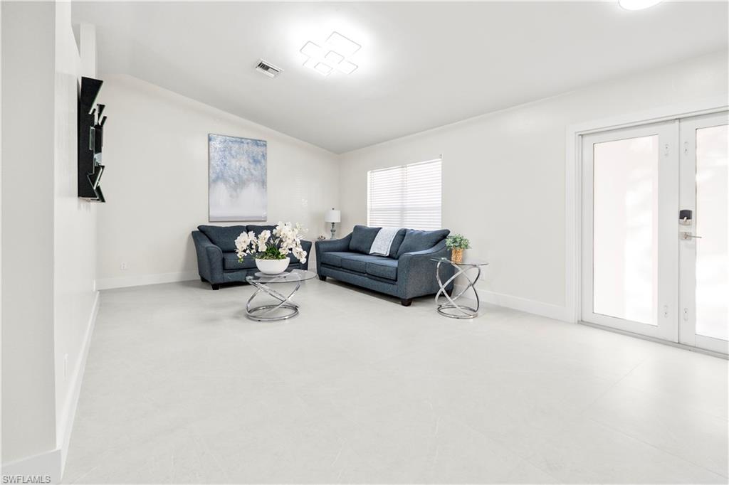 MARCO ISLAND - Residential