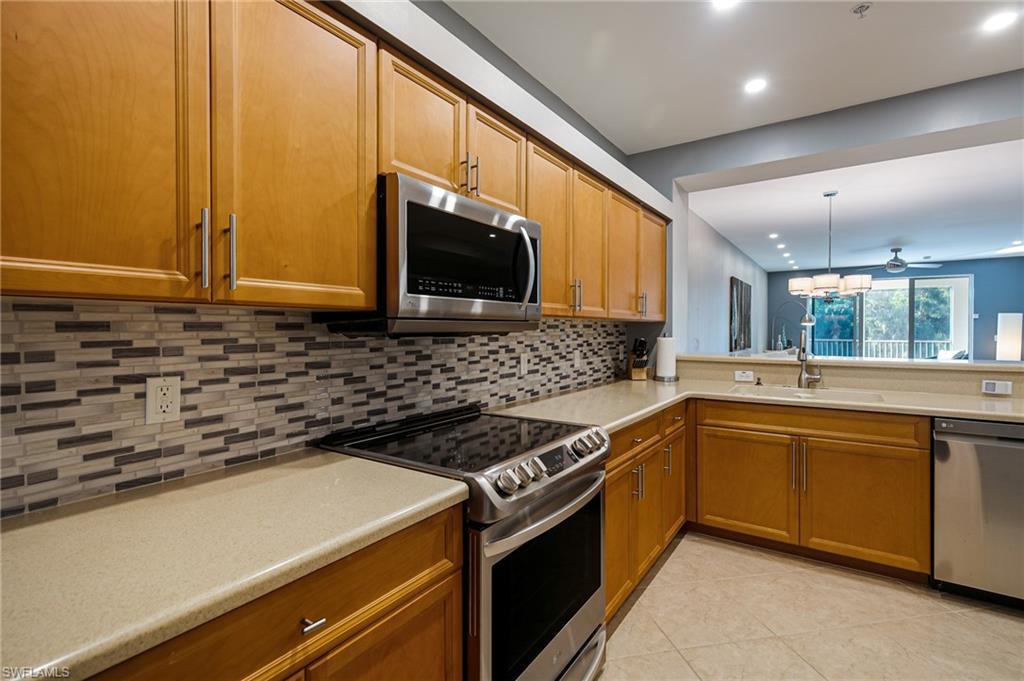 GULF REFLECTIONS - Residential