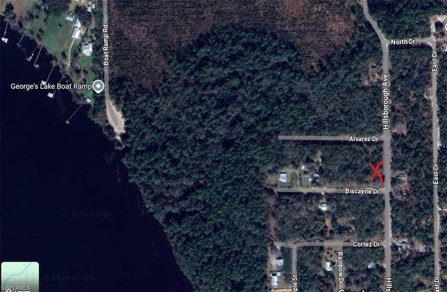 Oversized lot in Florahome, Putnam County.
Enjoy country style living. Nestled in nature, short distance to George's Lake and State Park.
Gainesville is approx. 25 miles away.