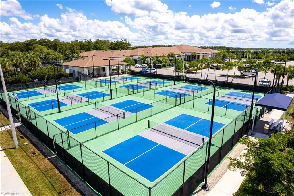 VALENCIA TRAILS - Residential