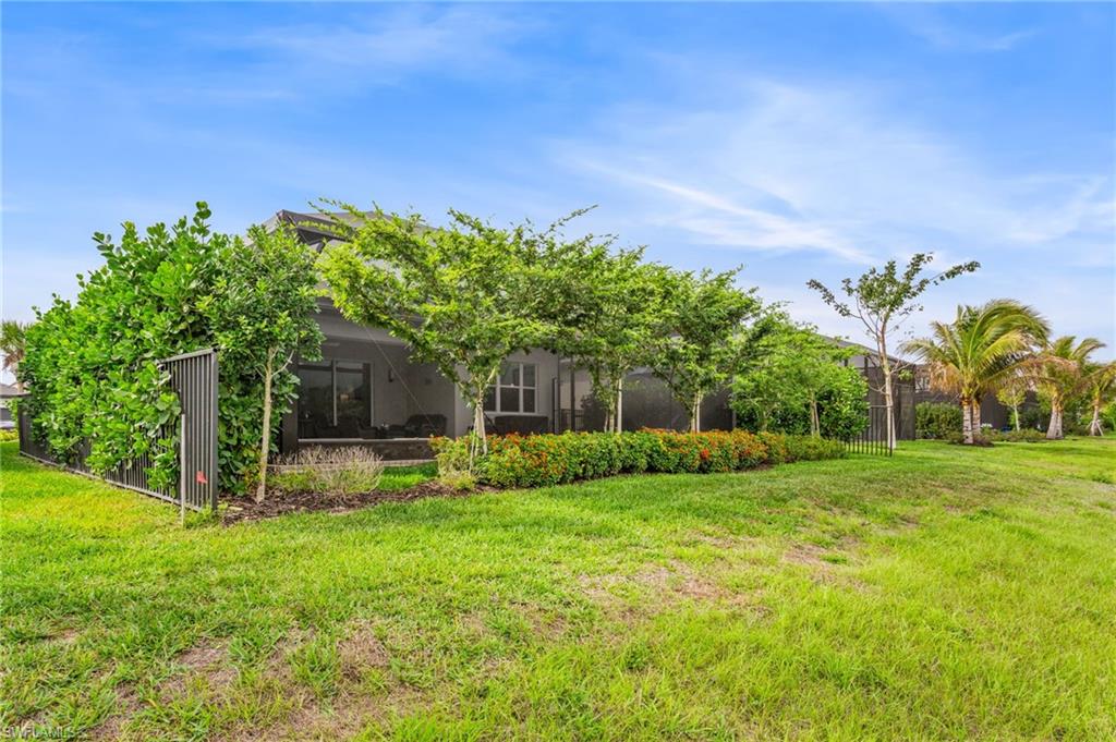 VALENCIA TRAILS - Residential