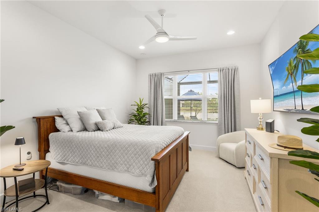 VALENCIA TRAILS - Residential