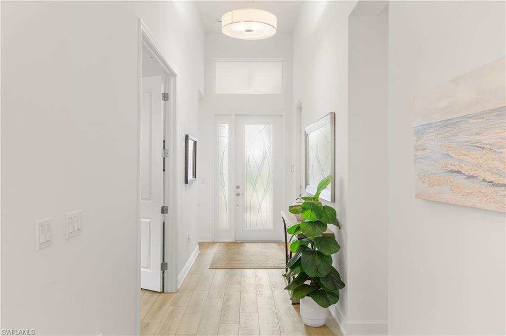 VALENCIA TRAILS - Residential