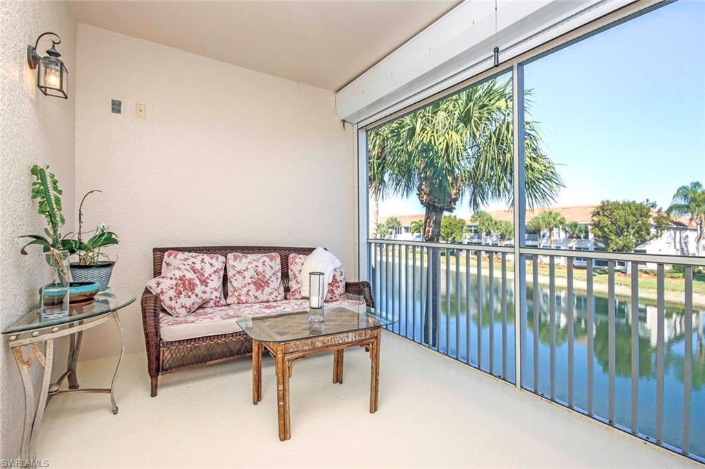 SABAL POINTE - Residential