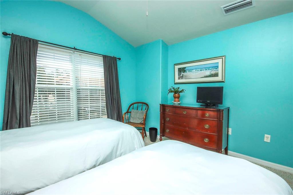 SABAL POINTE - Residential