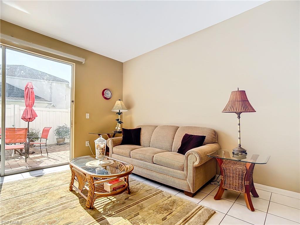 FOREST LAKE TOWNHOMES - Residential