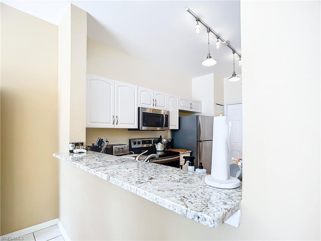 FOREST LAKE TOWNHOMES - Residential