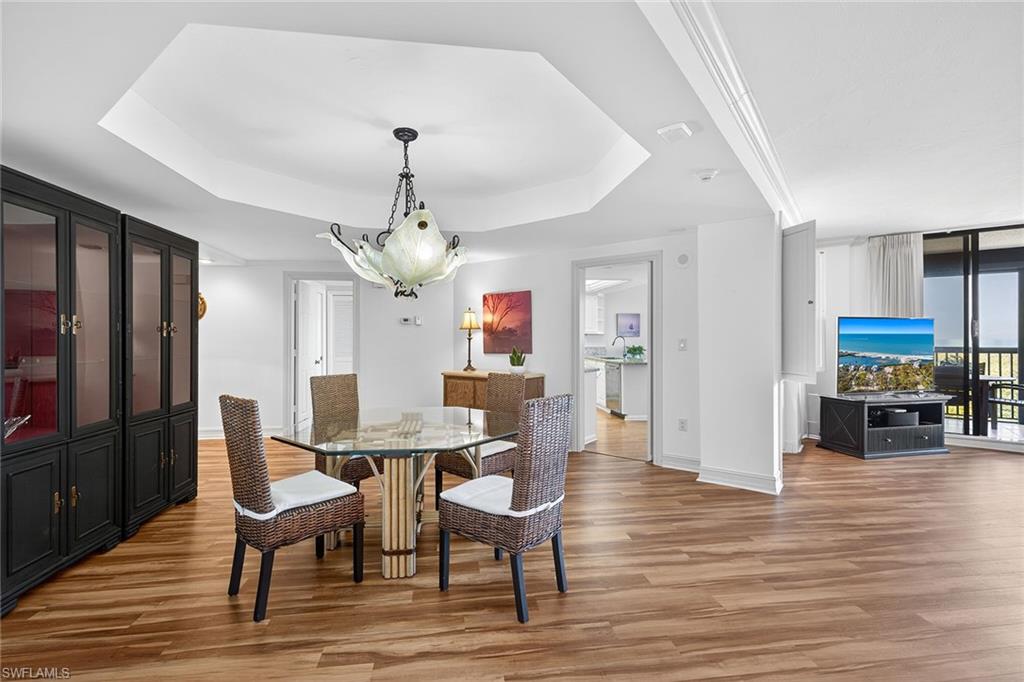 DORCHESTER - Residential