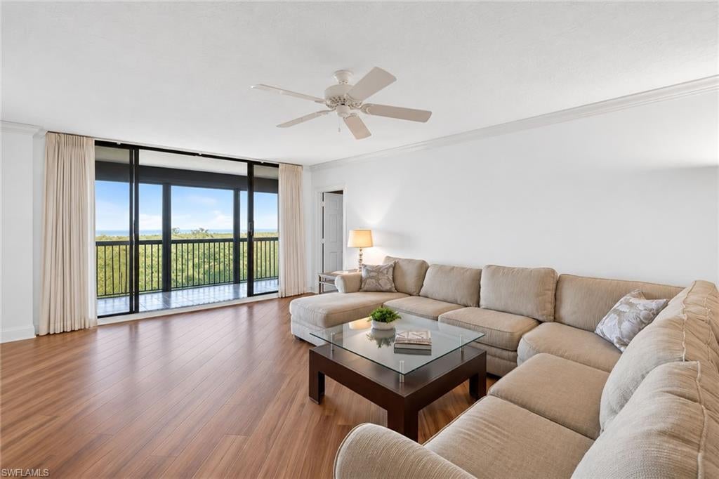 6075 Pelican Bay BLVD 706