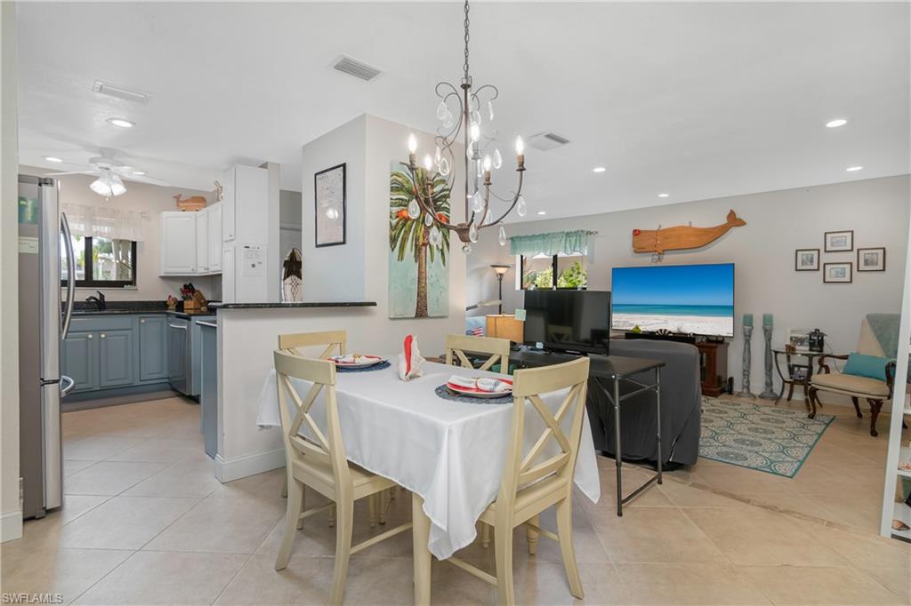 FLAMINGO VILLAGE - Residential