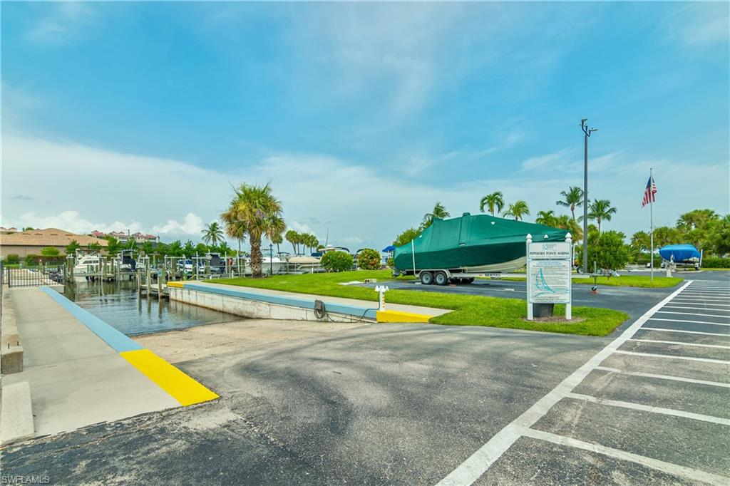 FLAMINGO VILLAGE - Residential