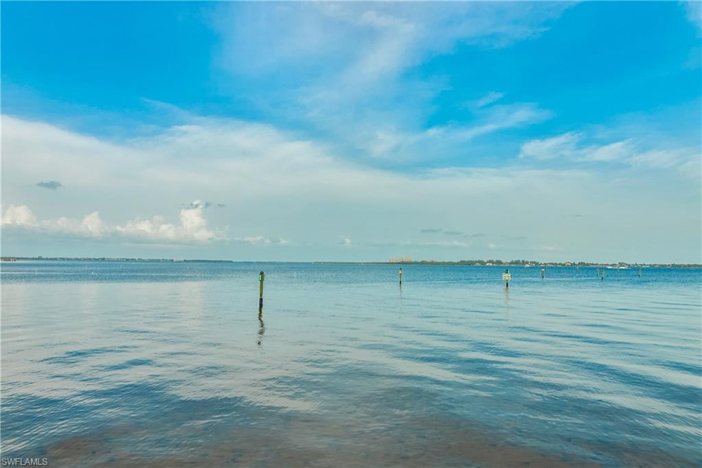 FLAMINGO VILLAGE - Residential