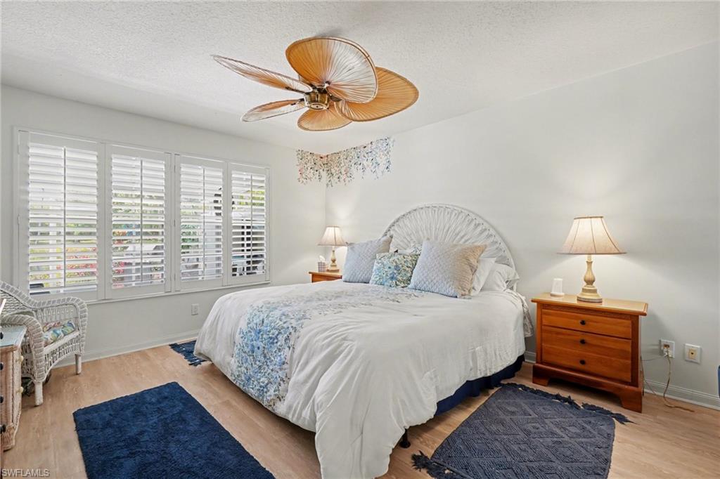 ISLAND WALK - Residential