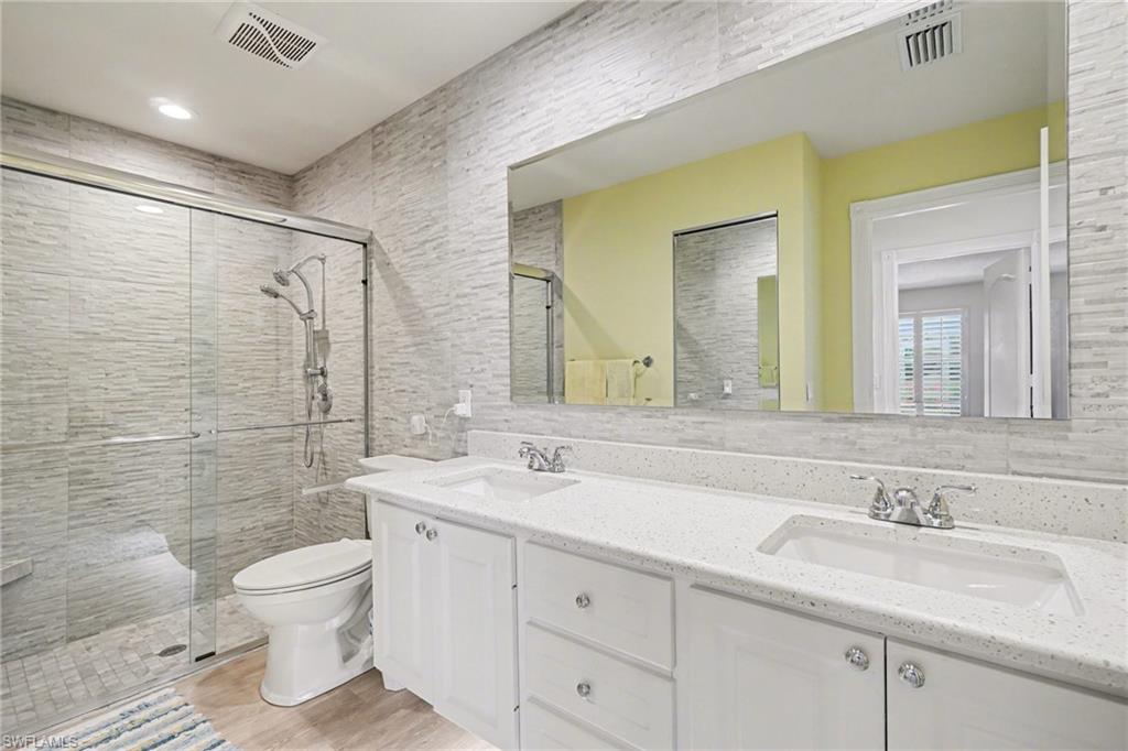 ISLAND WALK - Residential