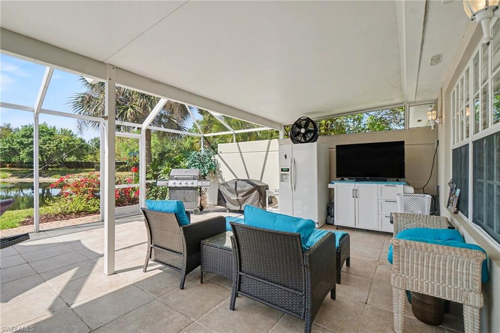 ISLAND WALK - Residential