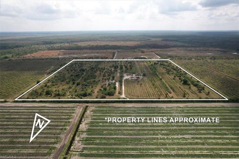 21999 Carter RD ESTERO FL 33928