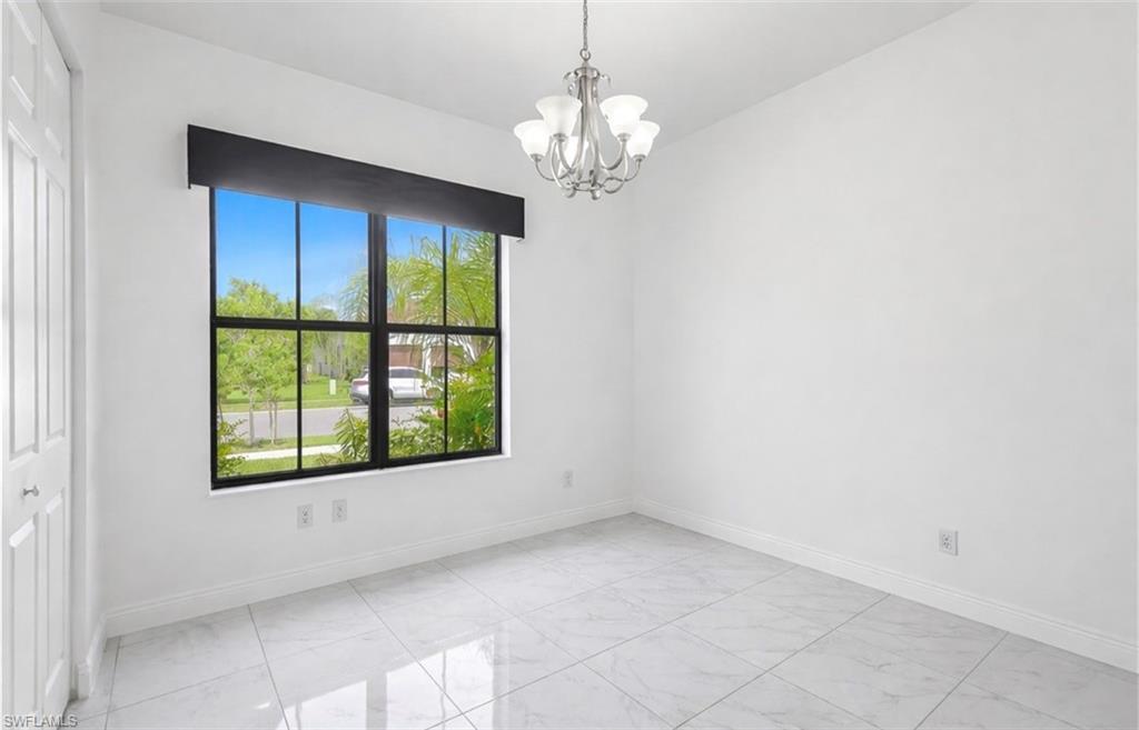 MAPLE RIDGE - Residential