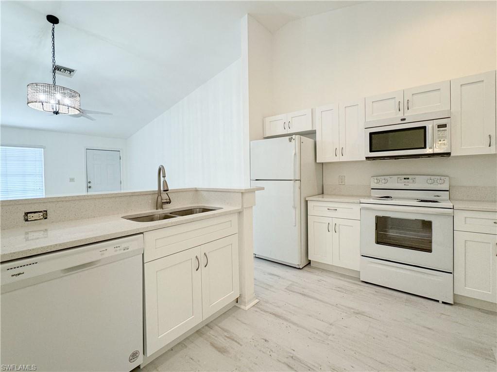 VISTA GARDENS - Residential