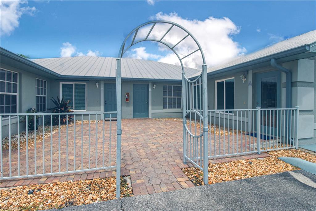 VISTA GARDENS - Residential