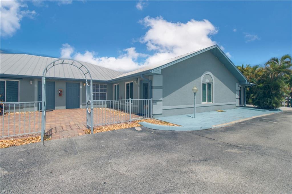 VISTA GARDENS - Residential
