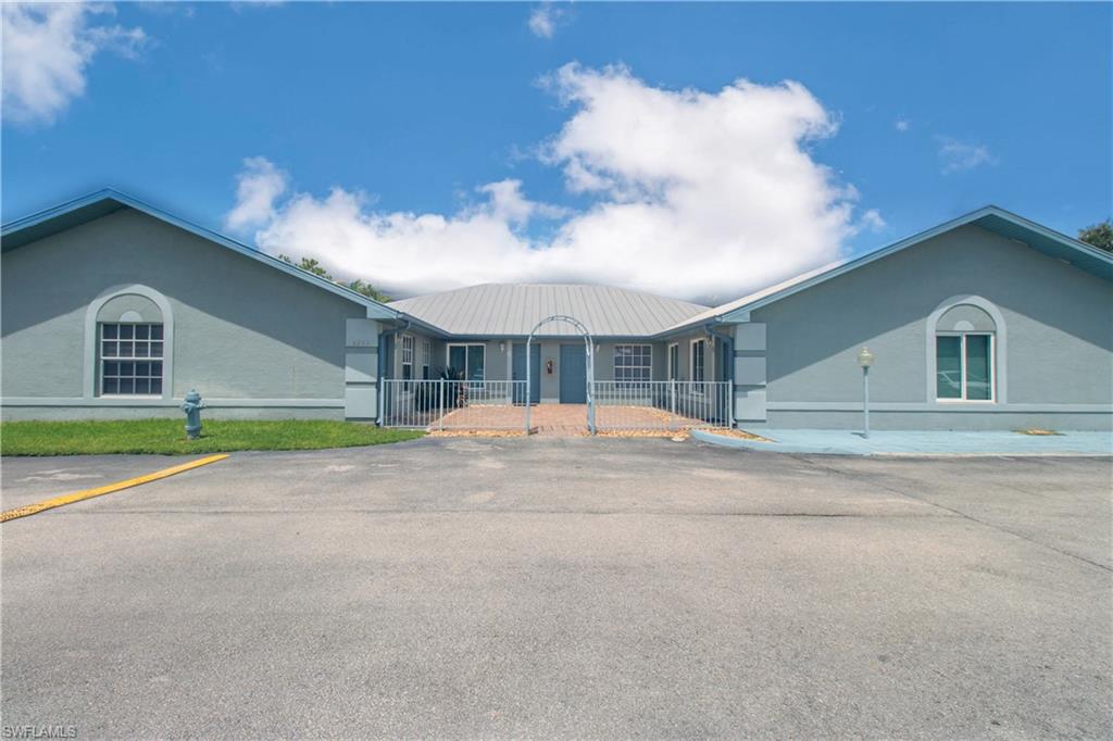 VISTA GARDENS - Residential