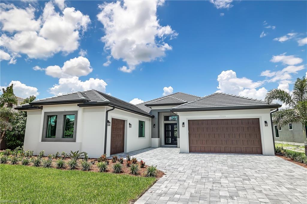 COUNTRY CLUB - Residential