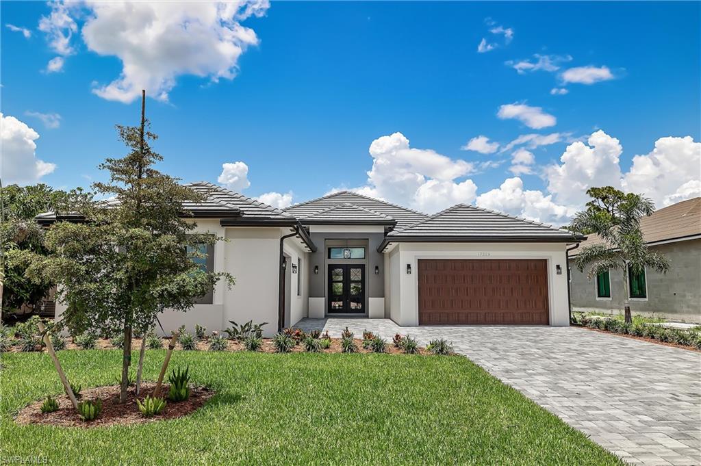 COUNTRY CLUB - Residential