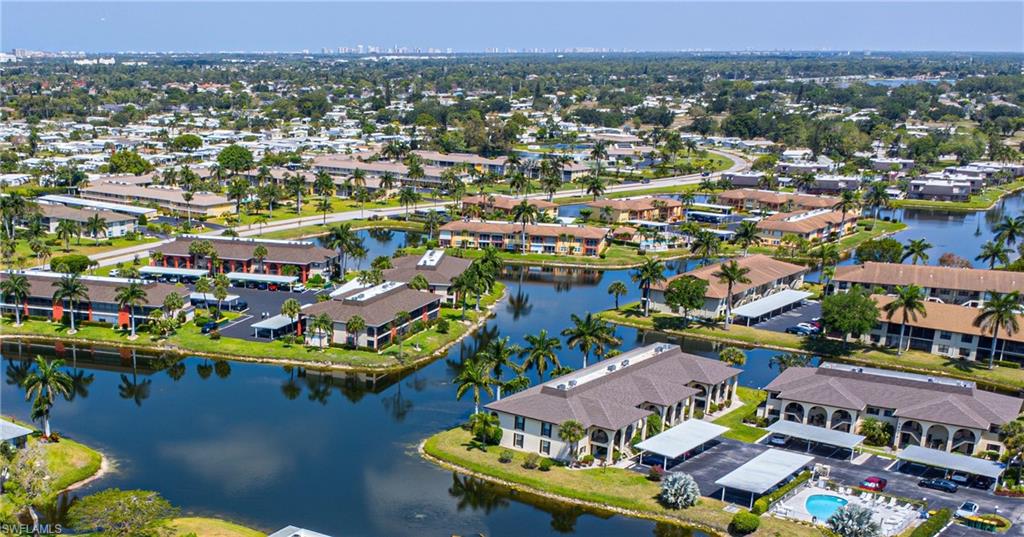 FOUNTAINS IV - Residential