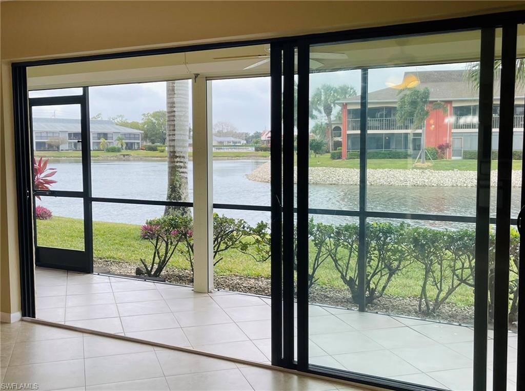 FOUNTAINS IV - Residential