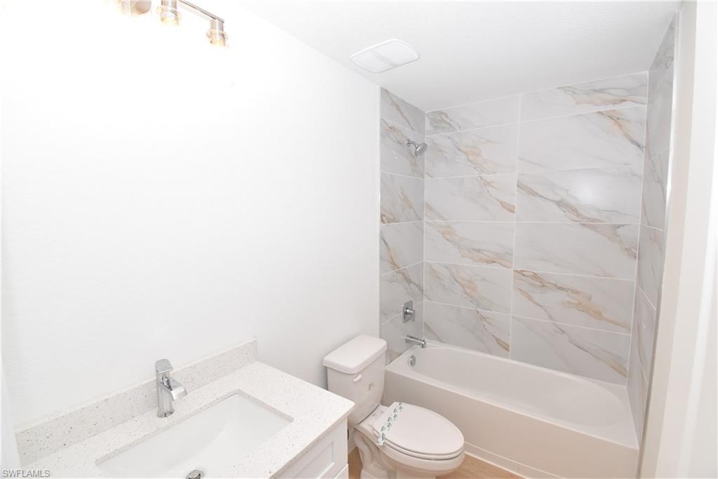 NORTH PORT - Residential Lease