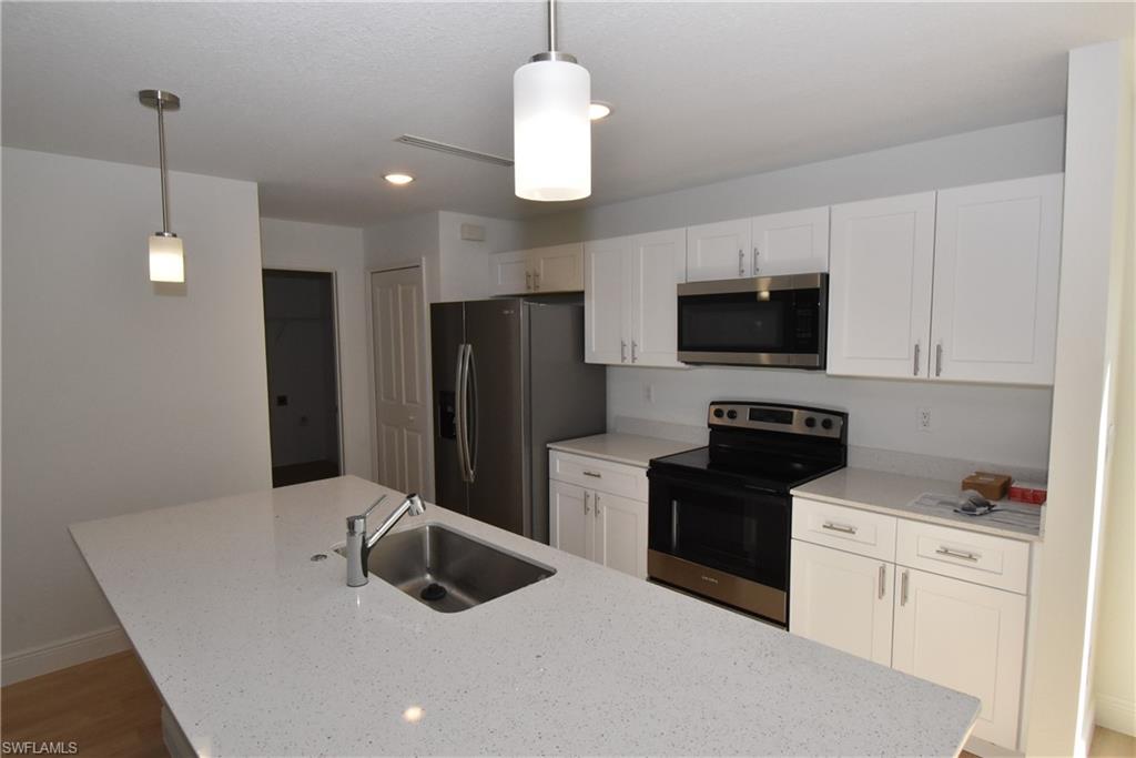 NORTH PORT - Residential Lease