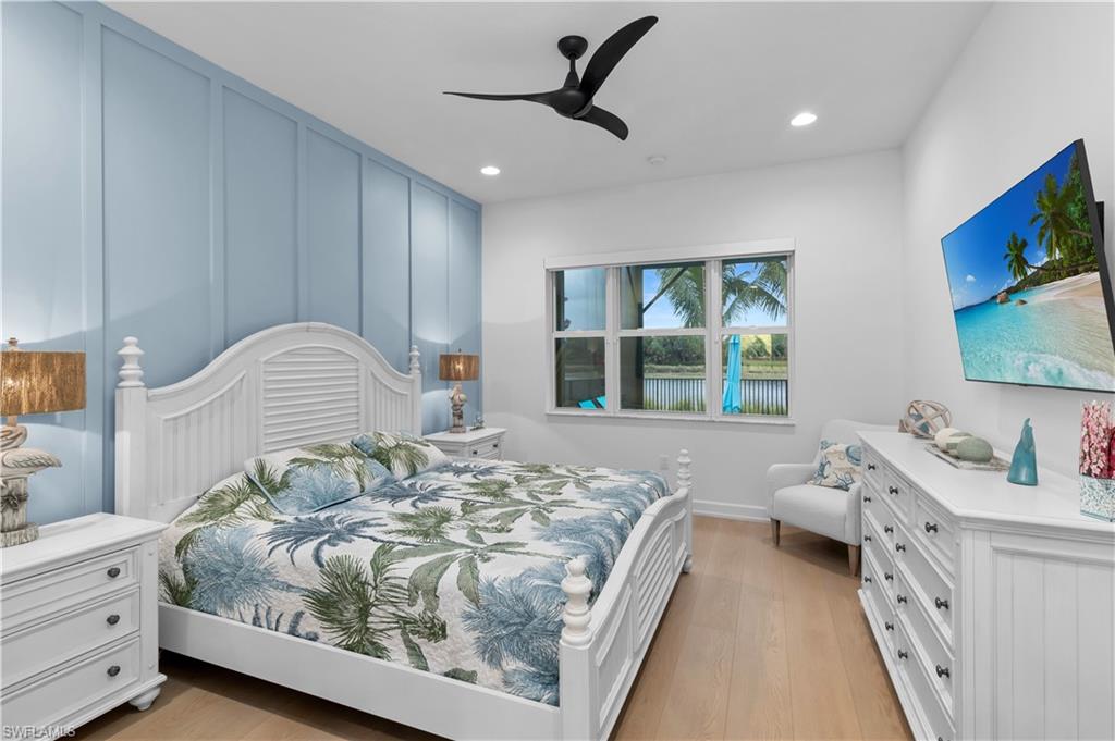 VALENCIA TRAILS - Residential