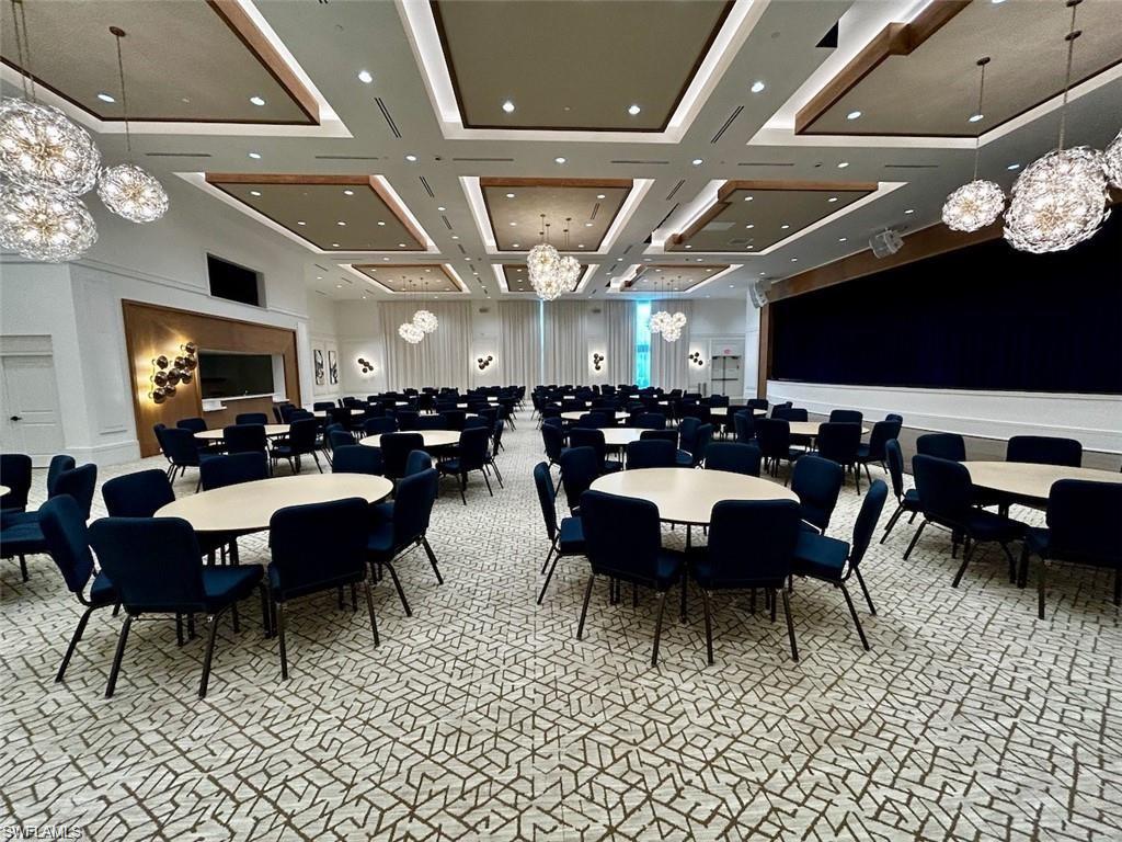 VALENCIA TRAILS - Residential