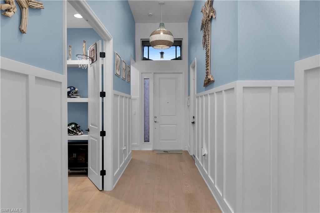 VALENCIA TRAILS - Residential