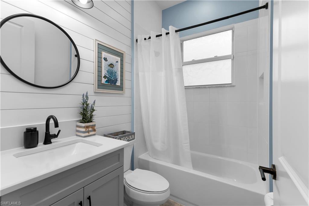 VALENCIA TRAILS - Residential