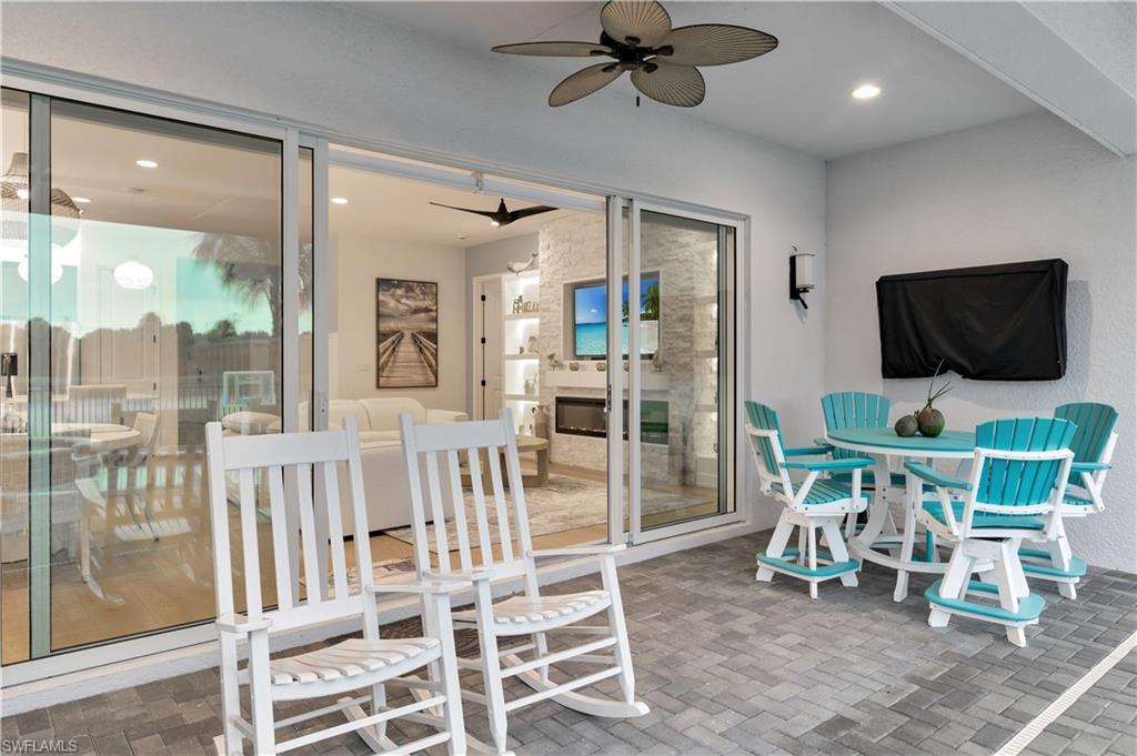 VALENCIA TRAILS - Residential